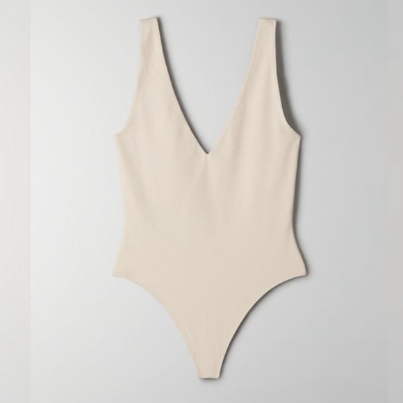 Aritzia Cream | Babaton Contour V-neck Bodysuit - Picture 1 of 9